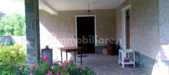 3 bedrooms House in Lonate Pozzolo, Italy No. 1752 3