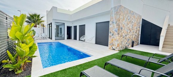 3 bedrooms Villa in Alicante, Spain No. 177169 16