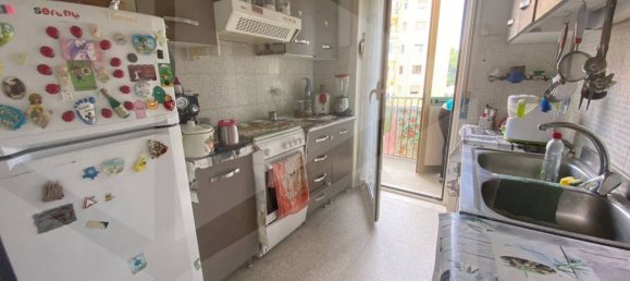 3 rooms Apartment in Naples, Italy No. 24779 10