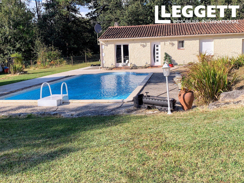 2 bedrooms House in Saint-Martin-de-Riberac, France No. 103927