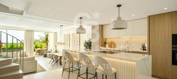 Moradia em banda T4 em La Quinta, Spain N.º 185675 6