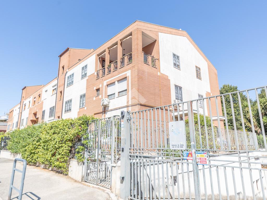 Apartamento de 2 dormitorios en Rome, Italy No. 316271