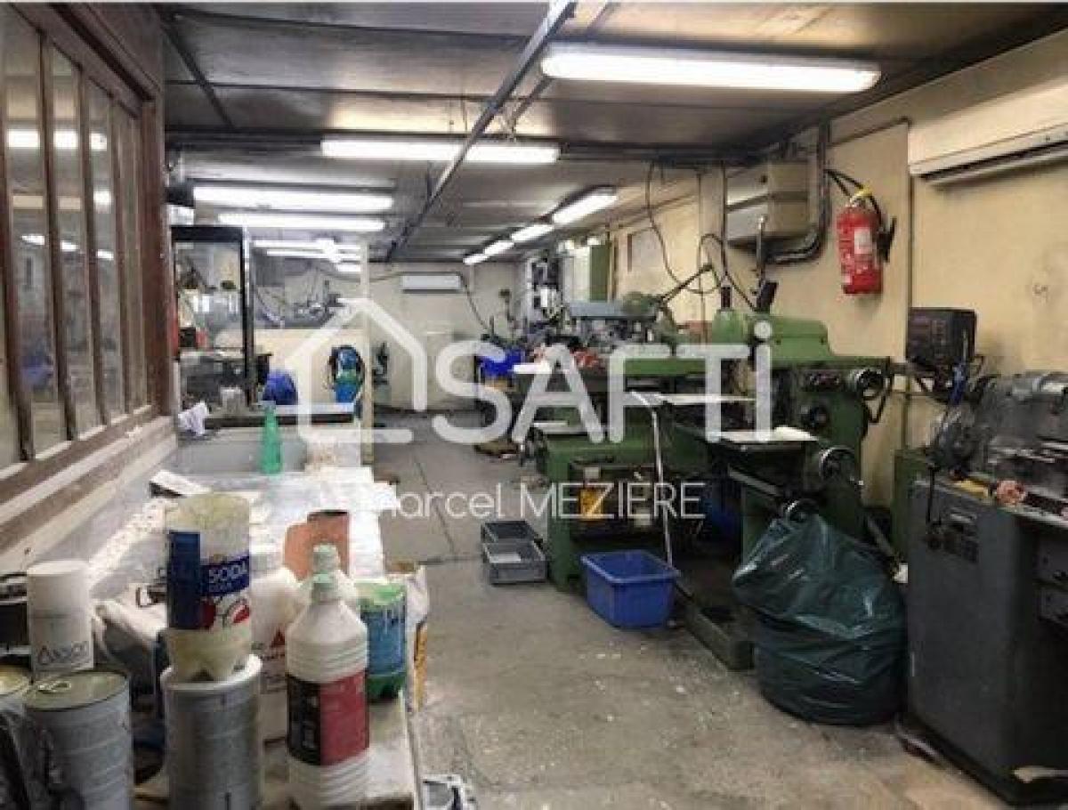 Escritório em Sens, France 77 m² N.º 18616