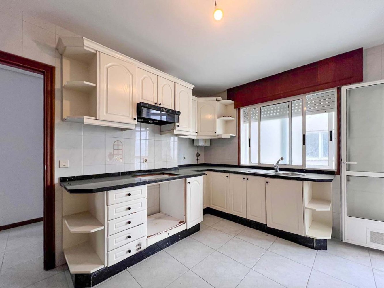 4 Schlafzimmer Wohnung in A Estrada, Spain, Nr. 237301