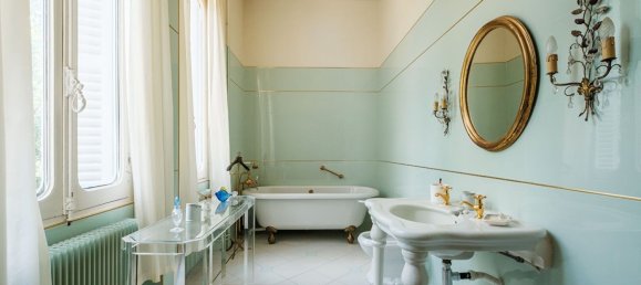 Casa de 8 dormitorios en Chatellerault, France No. 301010 9