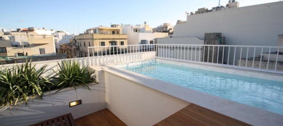 2 bedrooms Penthouse in Sliema, Malta No. 9397 2