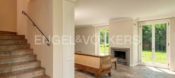 5 bedrooms Villa in Bellagio, Italy No. 374096 7