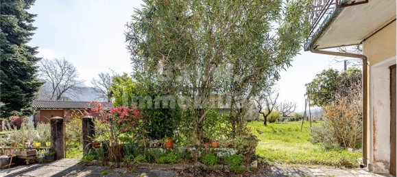 2 غرف نوم شقة في Laveno-Mombello, Italy رقم 129573 2