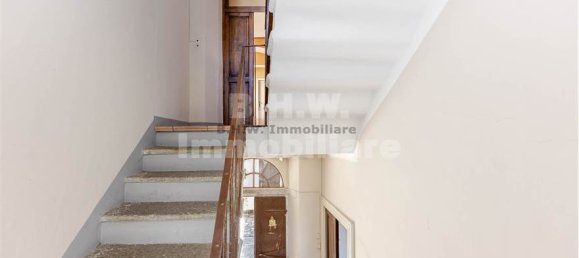 2 غرف نوم شقة في Laveno-Mombello, Italy رقم 129573 10