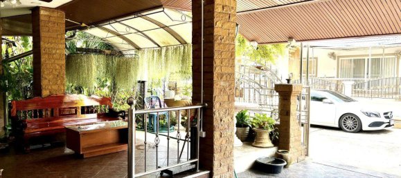 2 bedrooms Cafe / restaurant in Pattaya, Thailand No. 8690 5