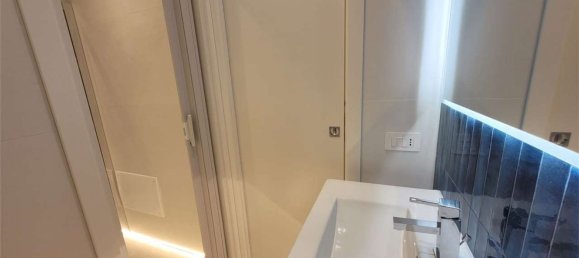 2-salle Appartement à Syracuse, Italy No. 242954 6