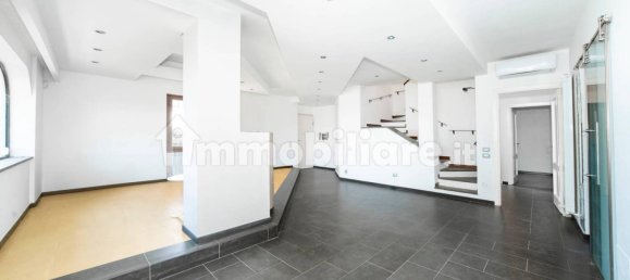 4 bedrooms Villa in Formello, Italy No. 56554 10