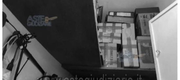 5 rooms Apartment in Livorno, Italy No. 41729 9