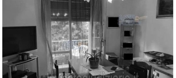 5 rooms Apartment in Livorno, Italy No. 41729 14