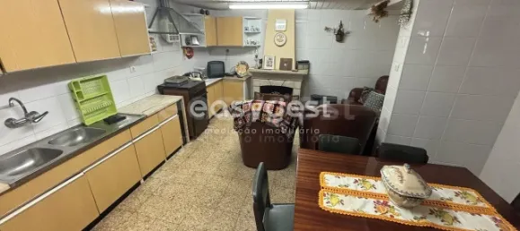 Casa T3 em Lourosa, Portugal N.º 82800 18