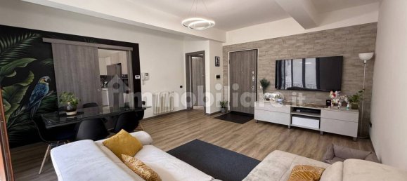 2 Schlafzimmer Wohnung in Como, Italy, Nr. 337445 12