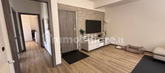 2 Schlafzimmer Wohnung in Como, Italy, Nr. 337445 14