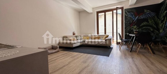 2 Schlafzimmer Wohnung in Como, Italy, Nr. 337445 10