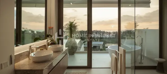 4 bedrooms House in Phuket, Thailand No. 61149 16