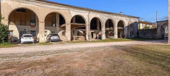 Studio in Schio, Italy No. 331160 2