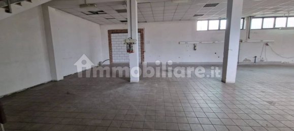 2-Zimmer Lagerhaus in Cinisello Balsamo, Italy, Nr. 114927 24
