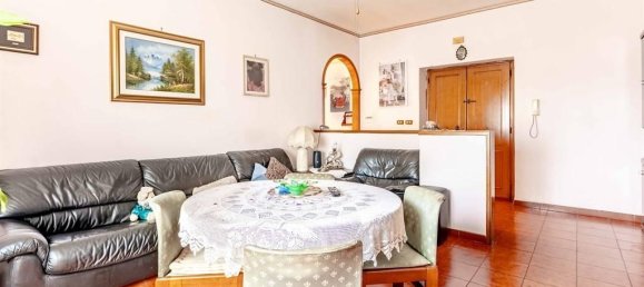 3 rooms Apartment in Rome, Italy No. 29720 16