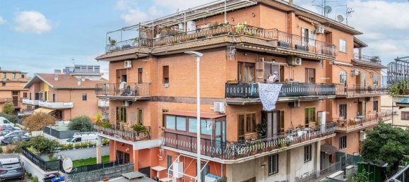 3 rooms Apartment in Rome, Italy No. 29720 12