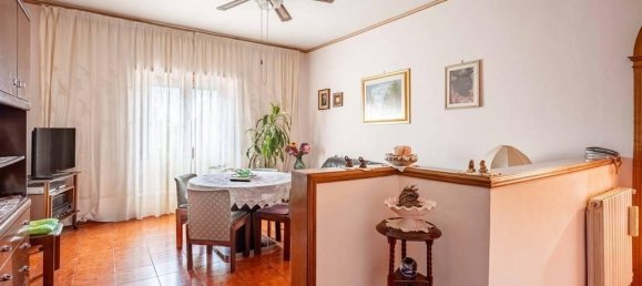 3 rooms Apartment in Rome, Italy No. 29720 23