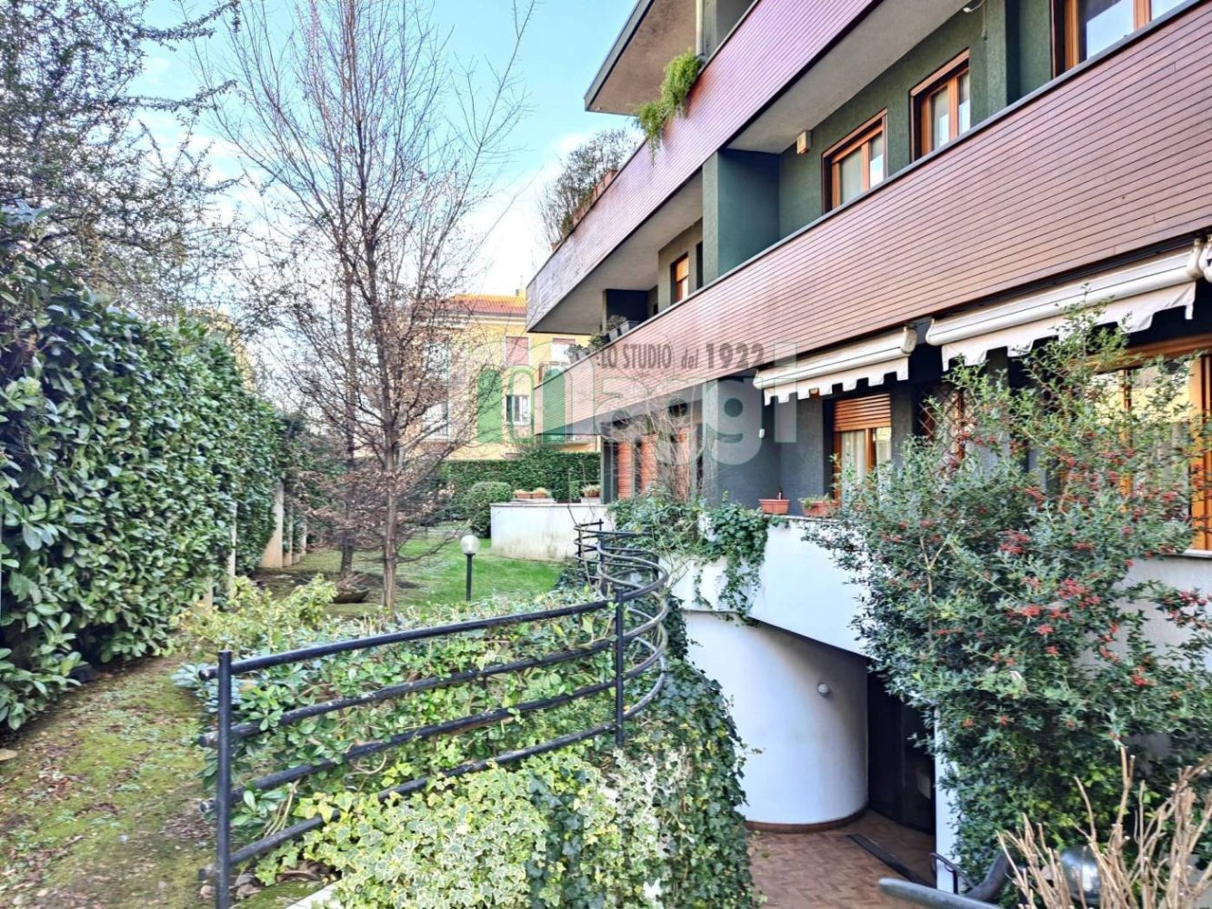 Квартира с 2 спальнями в Монца, Италия № 154168