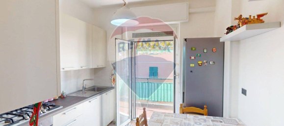 Apartamento de 1 dormitorio en Genoa, Italy No. 380059 17