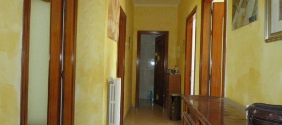 Квартира с 3 комнатами в Фоджа, Италия № 123859 7