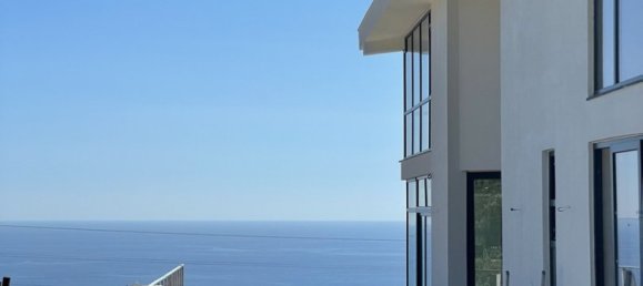 Villa 6+1 in Kargicak, Turkey No. 27356 4