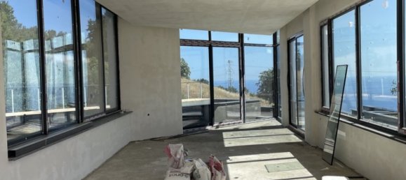 Villa 6+1 in Kargicak, Turkey No. 27356 2