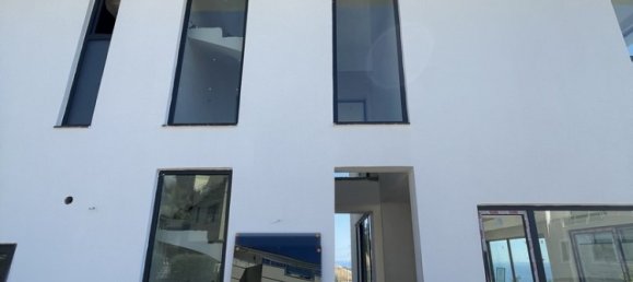 Villa 6+1 in Kargicak, Turkey No. 27356 8