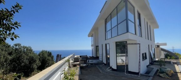 Villa 6+1 in Kargicak, Turkey No. 27356 7