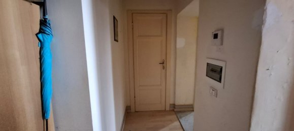 3-salle Appartement à Livorno, Italy No. 205547 7