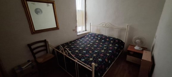 3-salle Appartement à Livorno, Italy No. 205547 12