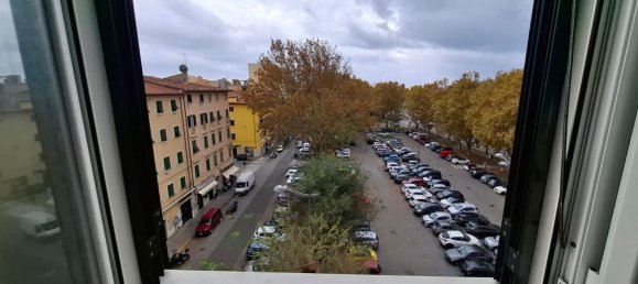 3-salle Appartement à Livorno, Italy No. 205547 10