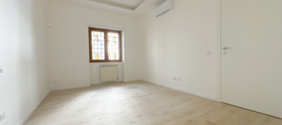 3 rooms Apartment in Rome, Italy No. 285600 11