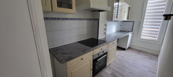 Edificio en Chalons-en-Champagne, France 277 m² No. 211595 10