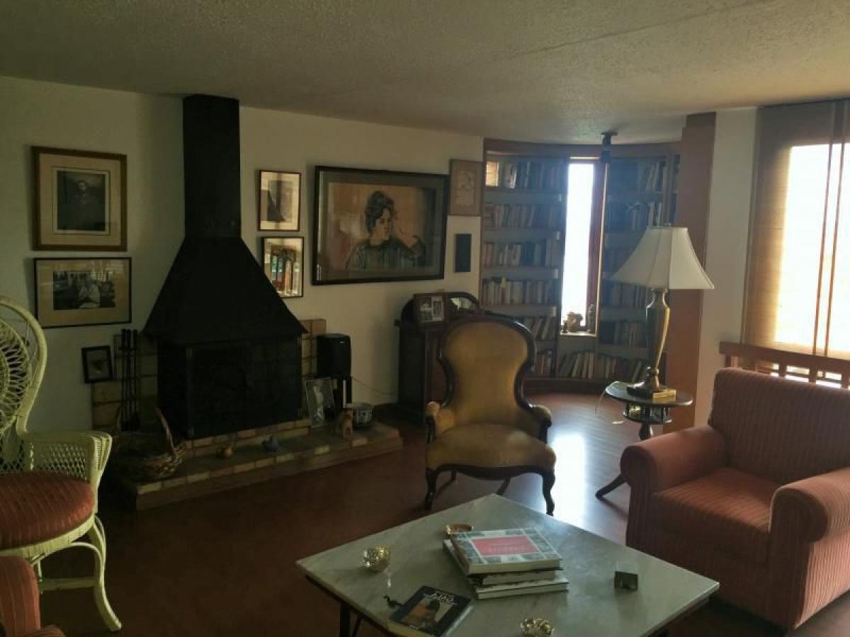 Дом с 3 спальнями в Богота, Колумбия № 10621