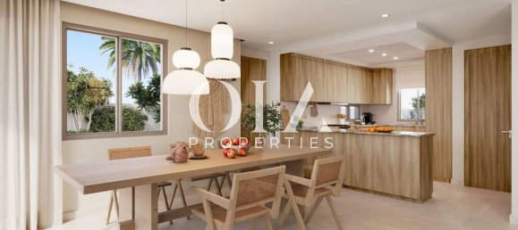 3 bedrooms Townhouse in Abu Dhabi, UAE No. 20594 7