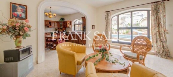 7 bedrooms Villa in Swieqi, Malta No. 11648 39