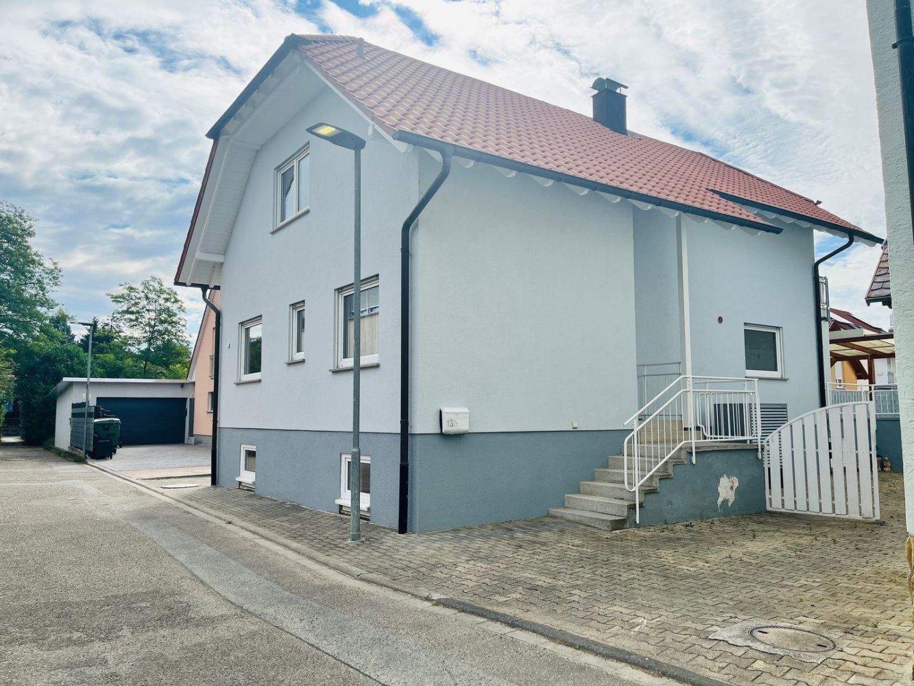 Дом с 6 комнатами в Карлсруэ, Германия № 240598