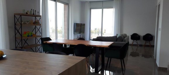 3 bedrooms Villa in Paphos, Cyprus No. 2062 5