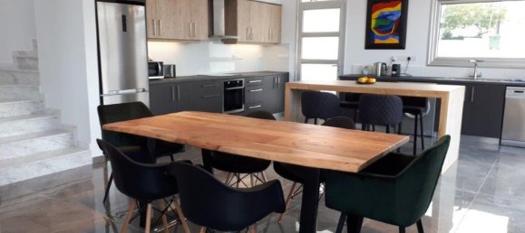 3 bedrooms Villa in Paphos, Cyprus No. 2062 4