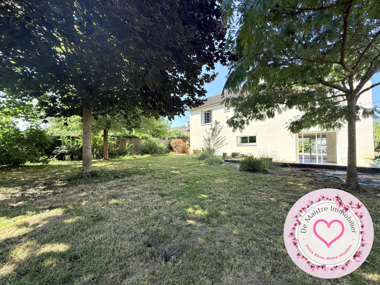 Casa de 4 dormitorios en Loiret, France No. 282704