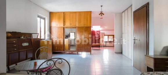 4 bedrooms House in Nichelino, Italy No. 212493 32