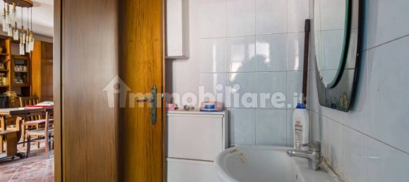 4 bedrooms House in Nichelino, Italy No. 212493 7