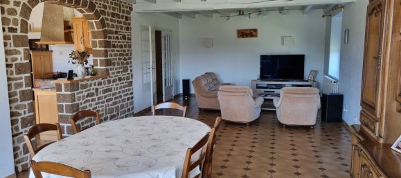5 Schlafzimmer Haus in Manche, France, Nr. 302654 3